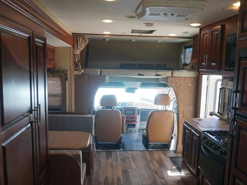 Used 2012 Mercedes-Benz Sprinter 3500 image 17