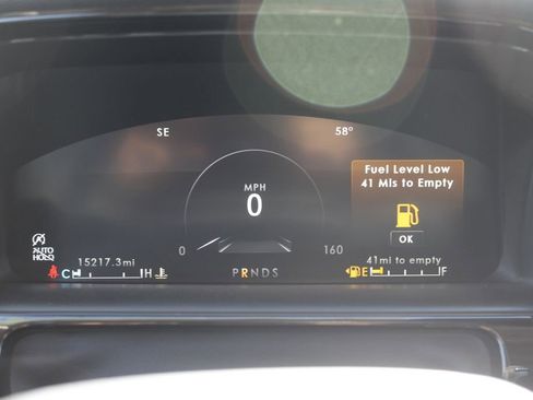 Used 2023 Lincoln Nautilus AWD w/ Premium Package image 13