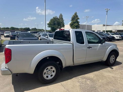 Used 2013 Nissan Frontier S w/ S Preferred Pkg RWD image 5