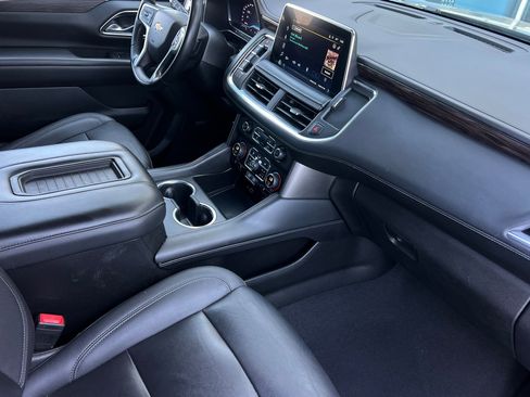 Used 2023 Chevrolet Tahoe LT w/ Luxury Package AWD/4WD image 17