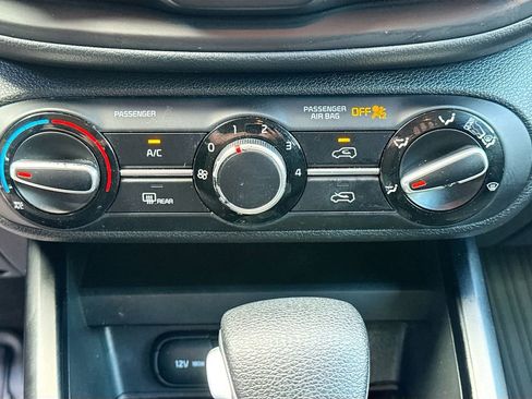 Used 2021 Kia Soul LX FWD image 12