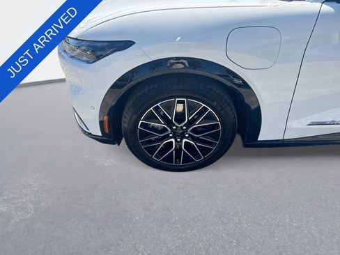 Used 2024 Ford Mustang Mach-E Premium image 10