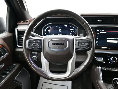 Used 2022 GMC Sierra 1500 Denali w/ Denali Reserve Package AWD/4WD image 12