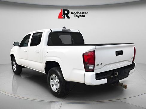 Certified 2022 Toyota Tacoma SR AWD/4WD image 8