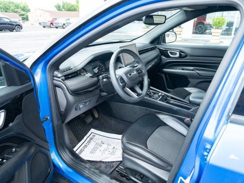 Certified 2023 Jeep Compass Latitude w/ Convenience Group AWD/4WD image 14