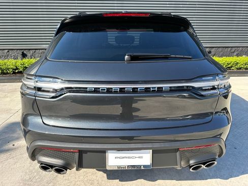 Certified 2026 Porsche Macan AWD/4WD image 12