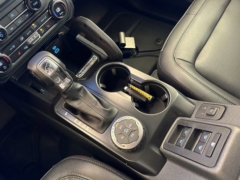 New 2025 Ford Bronco Big Bend w/ Black Diamond Package image 16