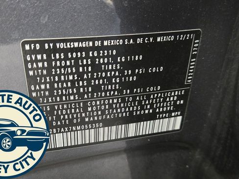 Used 2022 Volkswagen Tiguan SE w/ Panoramic Sunroof Package AWD/4WD image 22