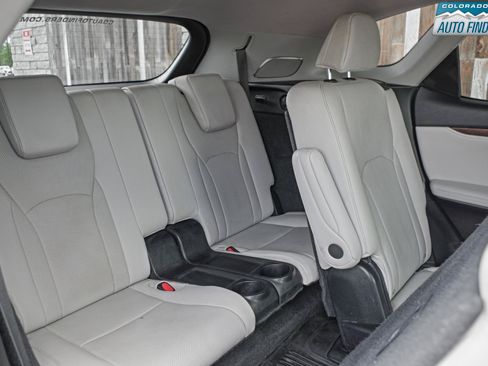 Used 2020 Lexus RX 350L Premium w/ Premium Package AWD/4WD image 23