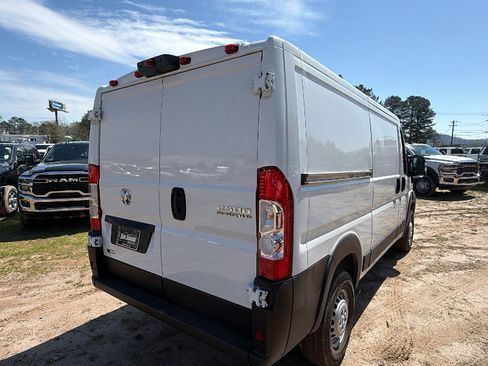 New 2026 RAM ProMaster 2500 w/ Convenience Group image 8