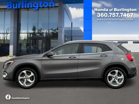 Used 2018 Mercedes-Benz GLA 250 4MATIC image 3