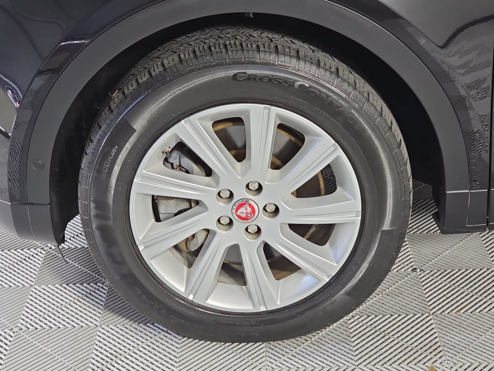 Used 2018 Jaguar E-PACE S AWD/4WD image 10