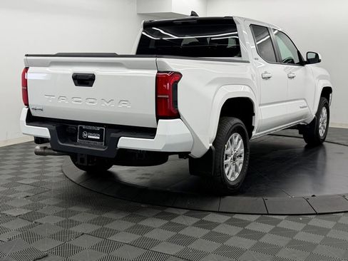 New 2026 Toyota Tacoma SR5 AWD/4WD image 9