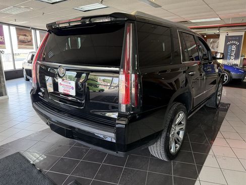Used 2015 Cadillac Escalade Premium AWD/4WD image 6