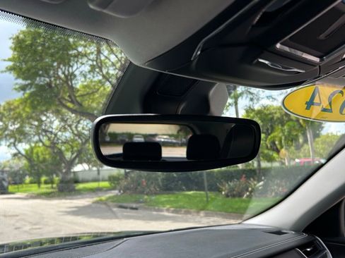 Used 2024 Jeep Grand Cherokee Limited w/ Black Appearance Package image 56