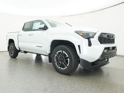 New 2026 Toyota Tacoma TRD Sport RWD image 32
