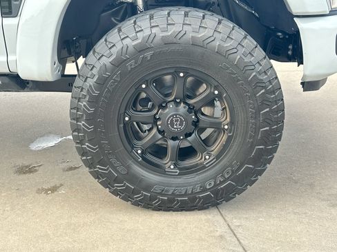 Used 2025 Ford F250 Platinum w/ Tremor Off-Road Package AWD/4WD image 10