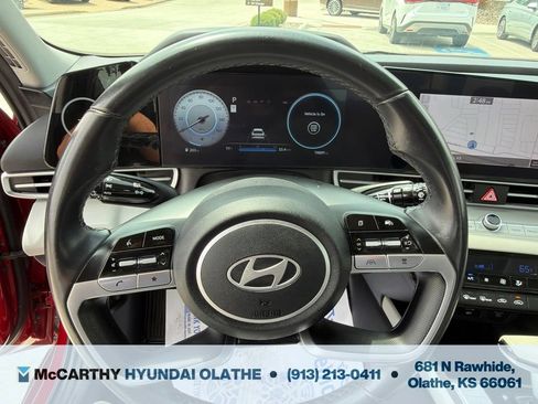 Certified 2024 Hyundai Elantra Limited FWD image 6