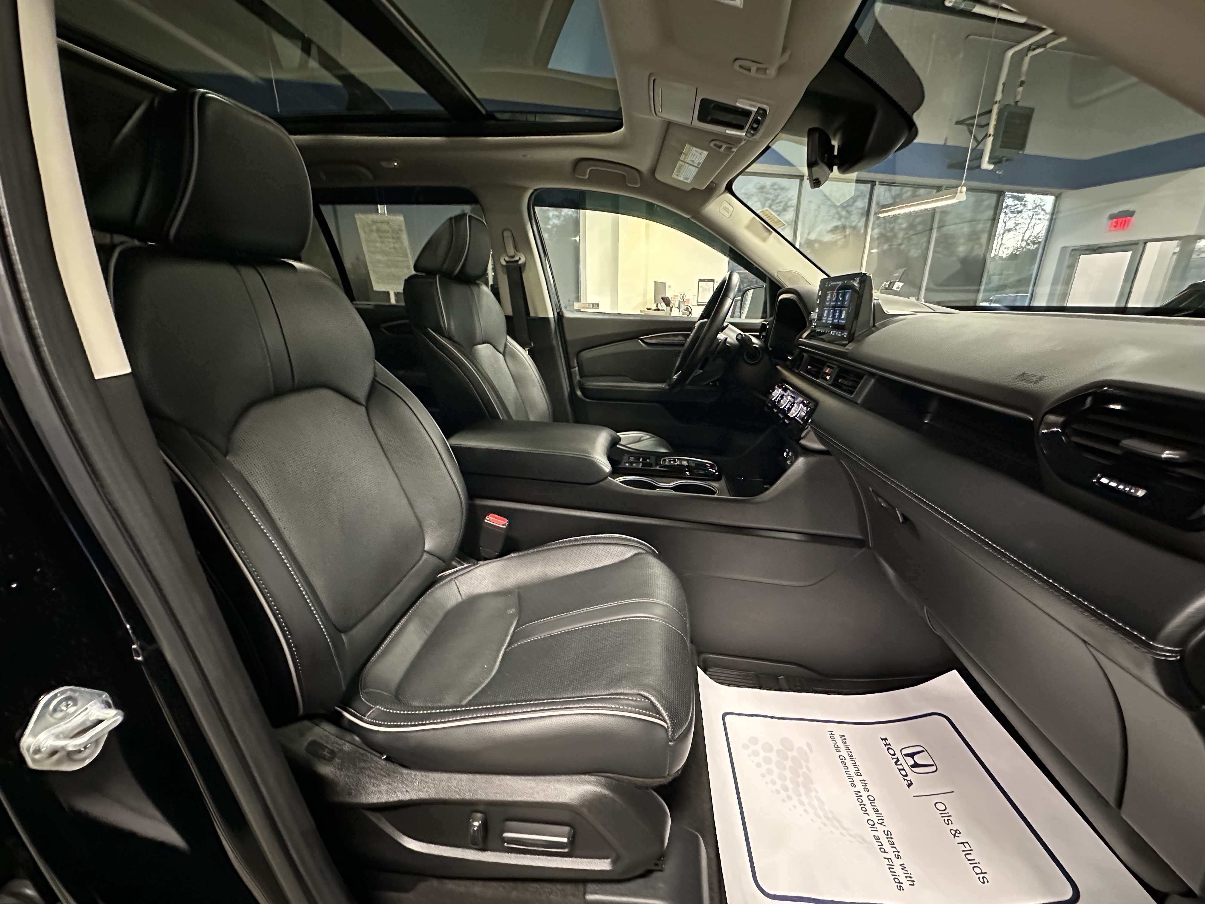 Used 2023 Honda Pilot Elite image 31
