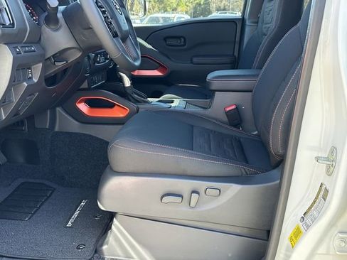 New 2026 Nissan Frontier Pro-X w/ Pro-X Convenience Package RWD image 11
