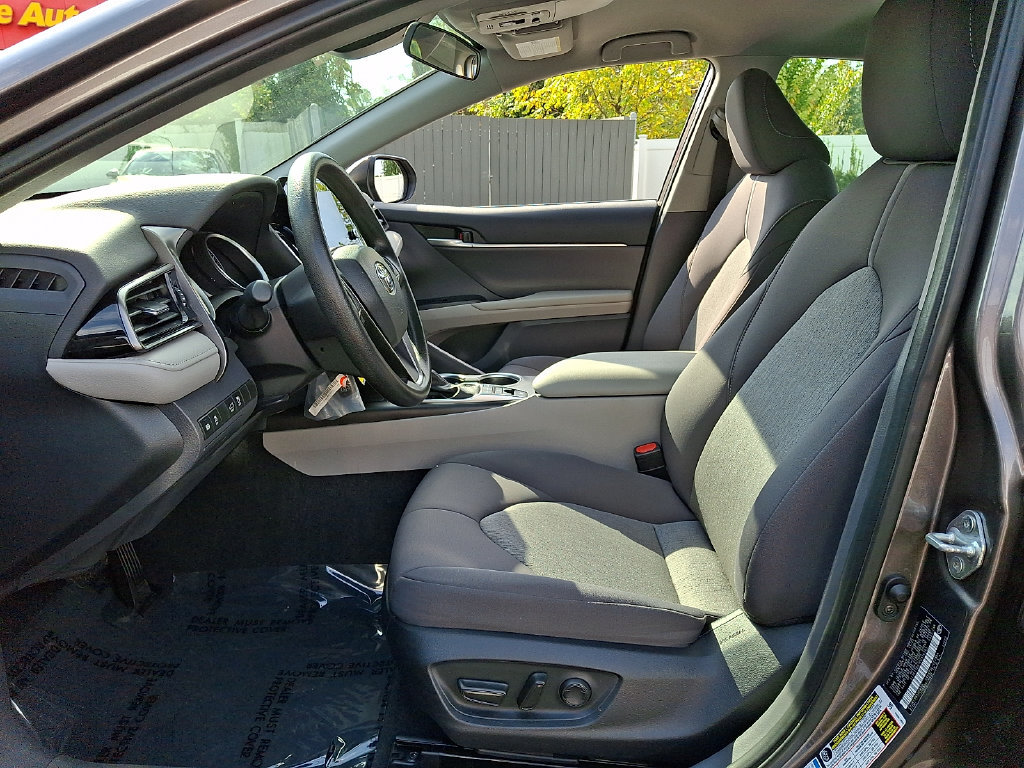 Used 2024 Toyota Camry LE AWD/4WD image 14