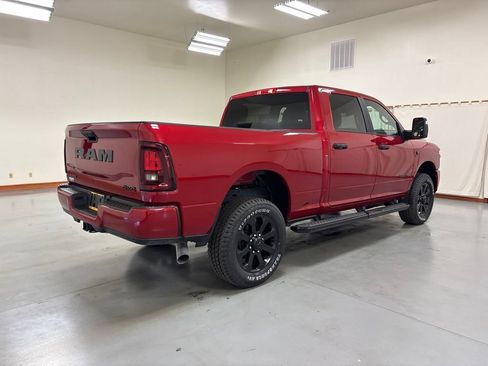 New 2026 RAM 2500 Big Horn AWD/4WD image 8