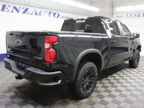 Used 2023 Chevrolet Silverado 1500 ZR2 w/ Technology Package image 4
