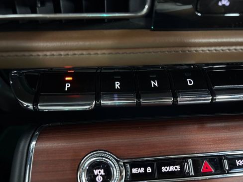 Used 2021 Lincoln Aviator Reserve w/ Equipment Group 201A RWD image 27