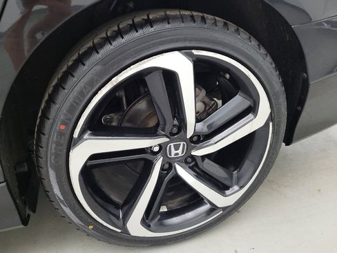 Used 2019 Honda Accord Sport image 31