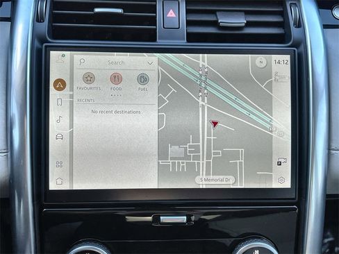 Certified 2025 Land Rover Discovery S image 25