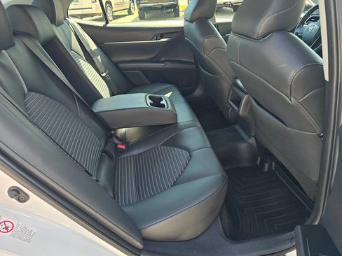 Used 2018 Toyota Camry SE image 20