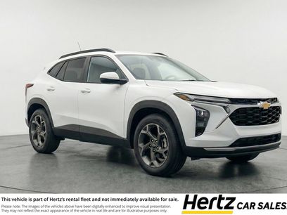 Used 2025 Chevrolet Trax LT