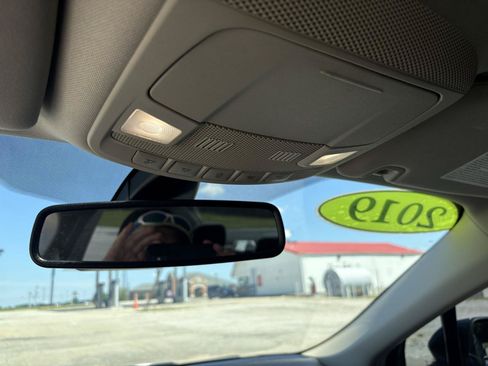 Used 2019 Ford Fusion SE FWD image 30