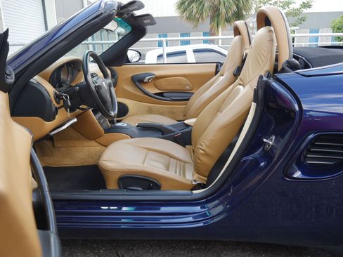 Used 2002 Porsche Boxster RWD image 71