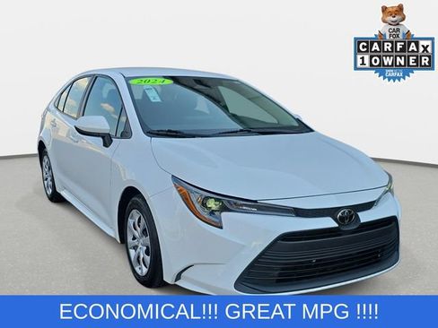 Used 2024 Toyota Corolla LE FWD image 3