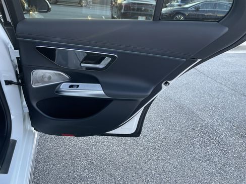 Certified 2025 Mercedes-Benz E 350 E 350 4MATIC Sedan image 45