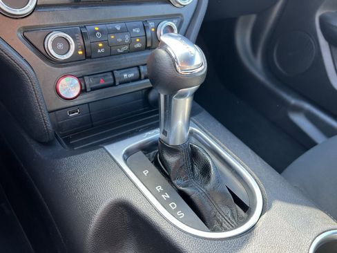 Used 2020 Ford Mustang Coupe w/ Black Accent Package image 21