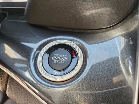 Used 2023 Jeep Grand Cherokee Altitude AWD/4WD image 22