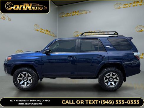 Used 2018 Toyota 4Runner TRD Off-Road Premium AWD/4WD image 4