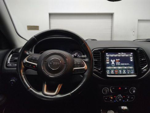 Used 2019 Jeep Compass Limited AWD/4WD image 22