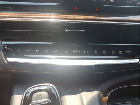 Used 2021 Cadillac Escalade Sport Platinum RWD image 26