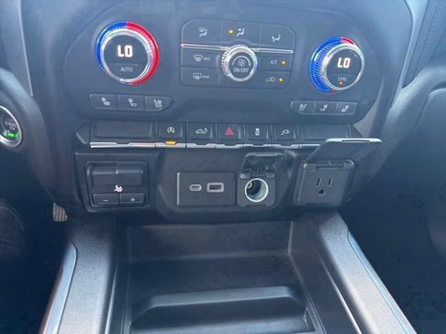 Used 2022 GMC Sierra 1500 SLT RWD image 35