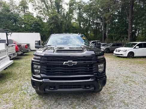 Used 2026 Chevrolet Silverado 2500 Custom w/ Custom Value Package AWD/4WD image 13