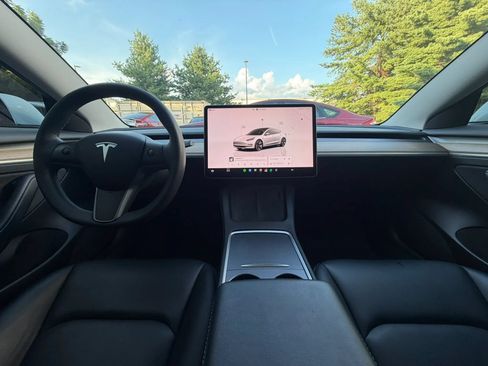 Used 2023 Tesla Model 3 Standard Range RWD image 2