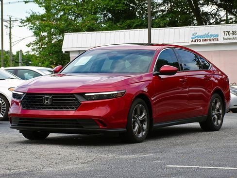 Used 2024 Honda Accord EX image 9