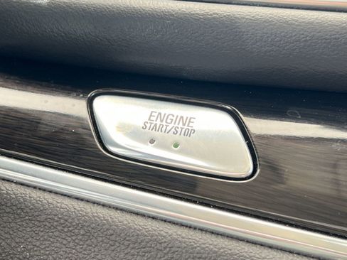 Certified 2023 Buick Enclave Essence w/ Experience Buick Package FWD image 27
