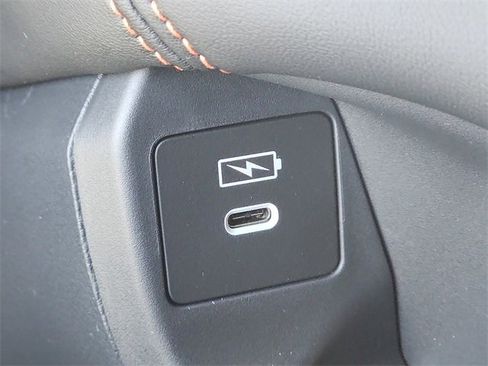 Used 2025 Honda HR-V Sport image 25