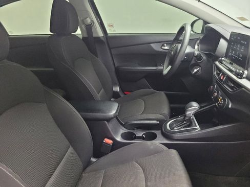 Used 2021 Kia Forte LXS FWD image 21