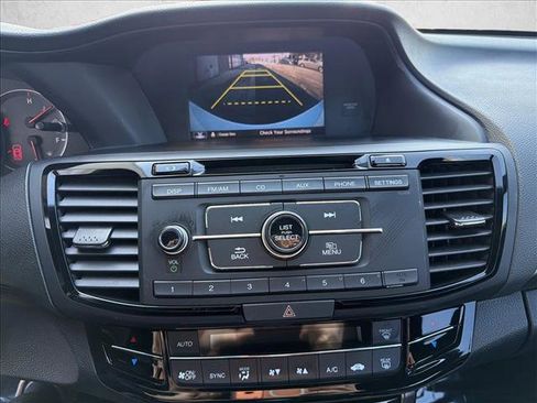 Used 2017 Honda Accord Sport Special Edition image 19