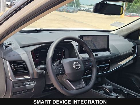 New 2026 Nissan Rogue Platinum AWD/4WD image 13